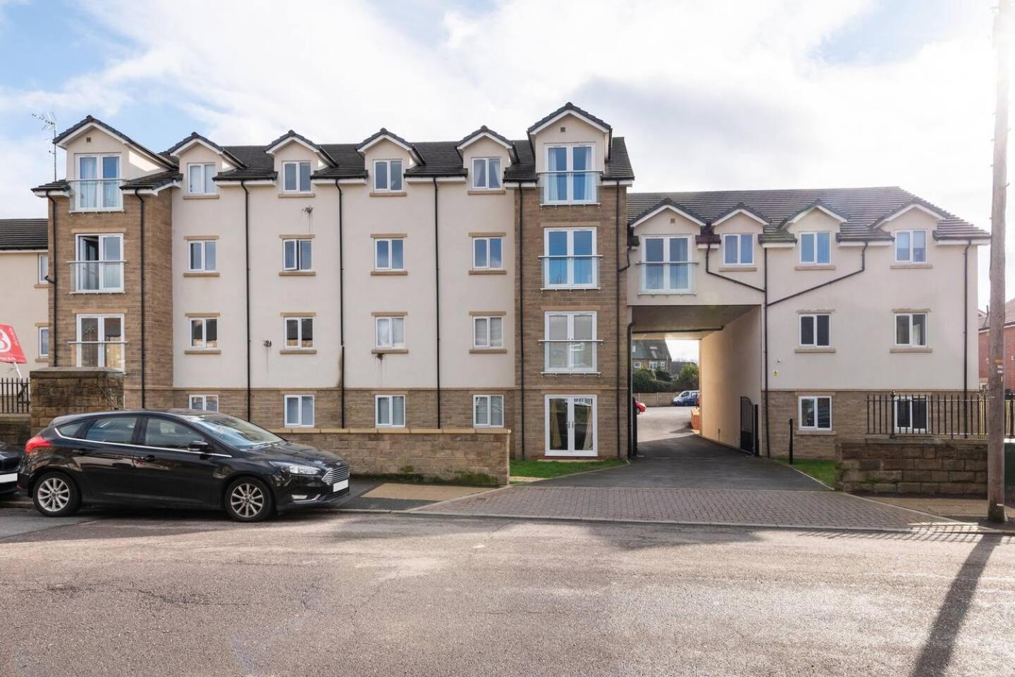 Апартаменты Luxurious 3-Bed Penthouse In Sheffield Handsworth Экстерьер фото